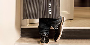wieser-shoe-design.at_schurz_image-style_2000px